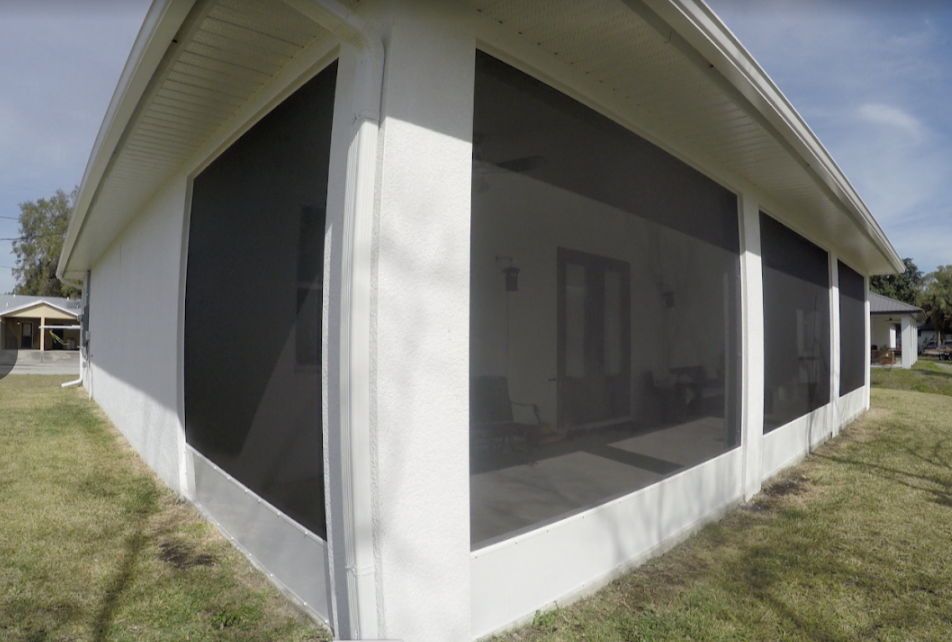 Screen lanai and screened porch enclosure in LaBelle Florida by Solid Makers Aluminum Structures